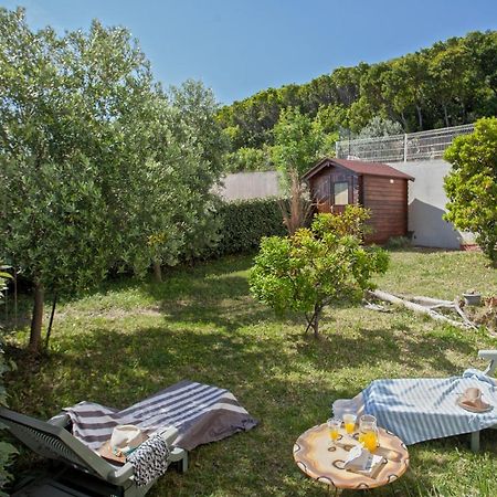 Апартаменти Casa L'Alivi Luri Екстер'єр фото